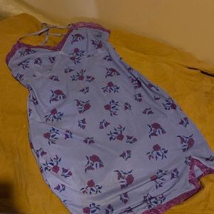 Spaghetti strap polyester dress. Wild Fable. Good condition. Size S.